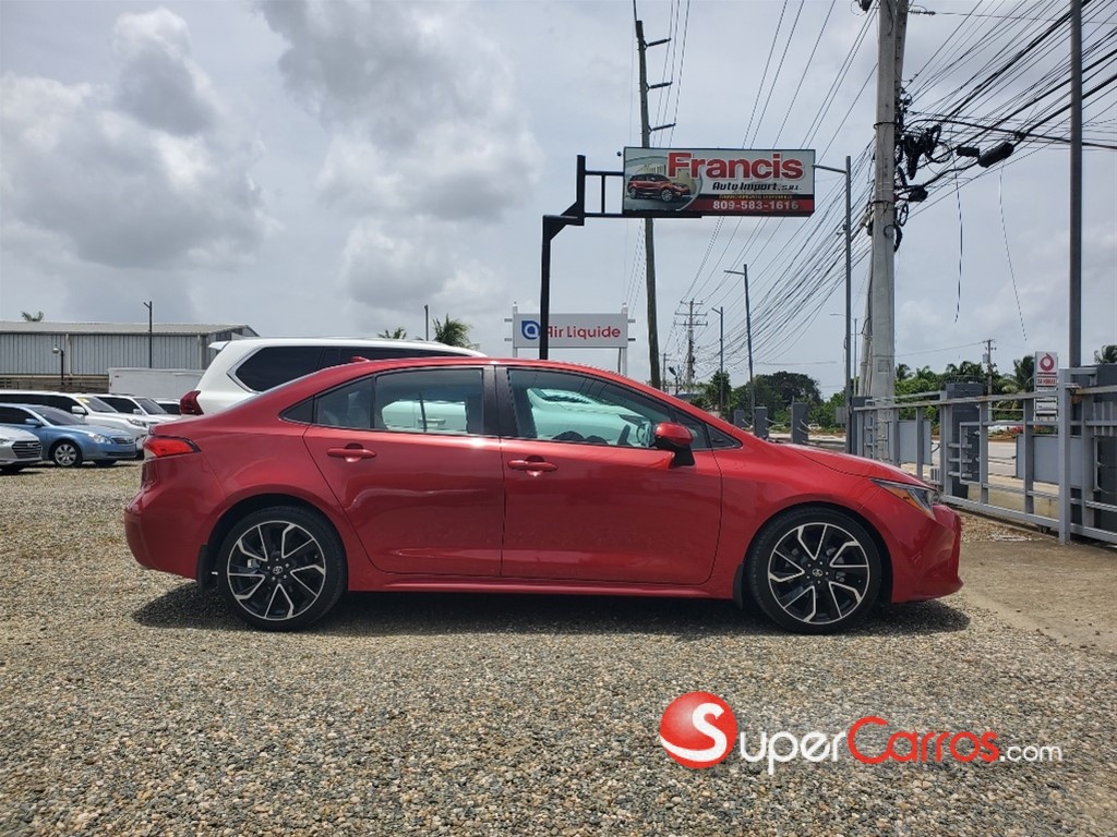 2020 Toyota Corolla LE — foto 7 / 12