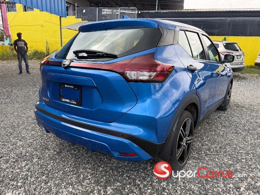 2022 Nissan Kicks — foto 4 / 10