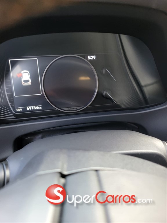 2020 Lexus UX 200 — foto 11 / 12
