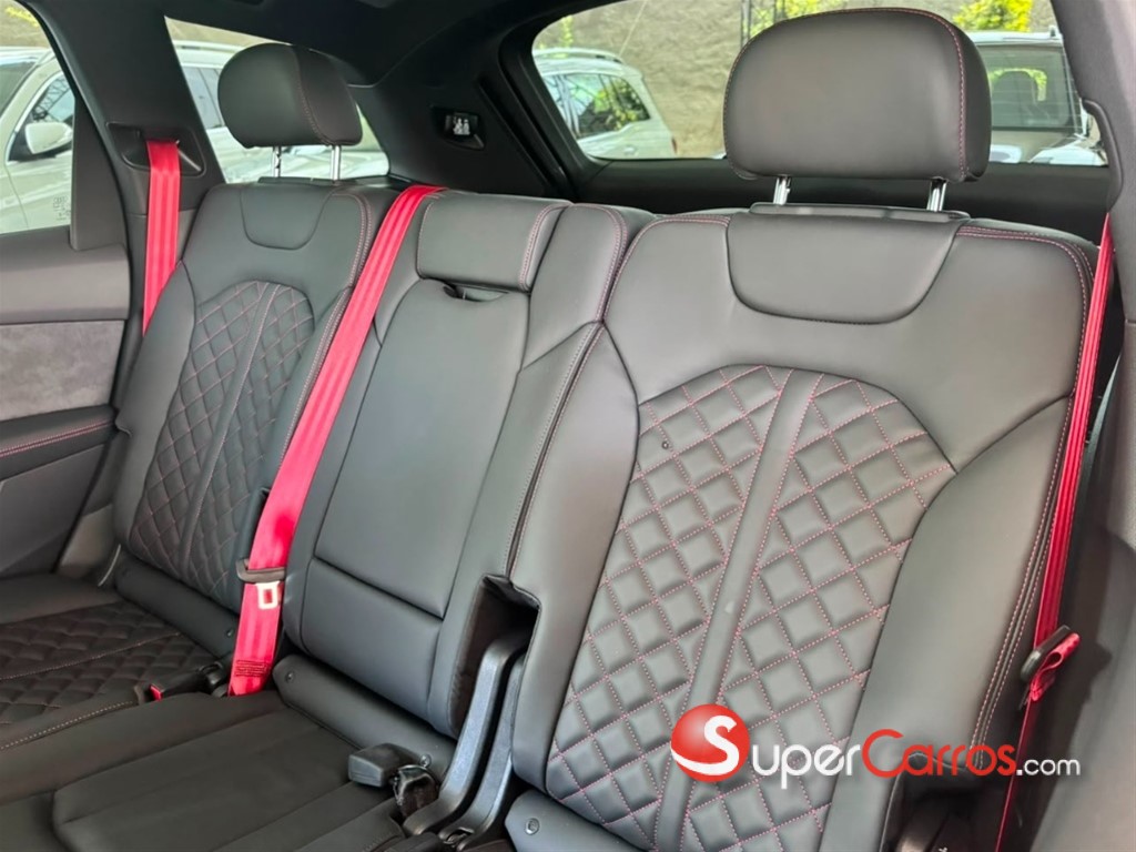 2025 Audi Q7 Sline — foto 4 / 12