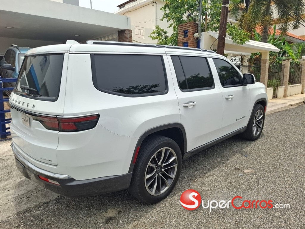 2022 Jeep Grand Wagoneer — foto 8 / 12