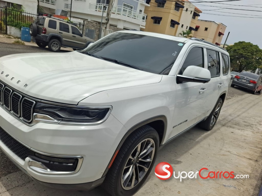 2022 Jeep Grand Wagoneer — foto 9 / 12