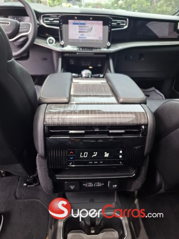 2022 Jeep Grand Wagoneer — foto 11 / 12