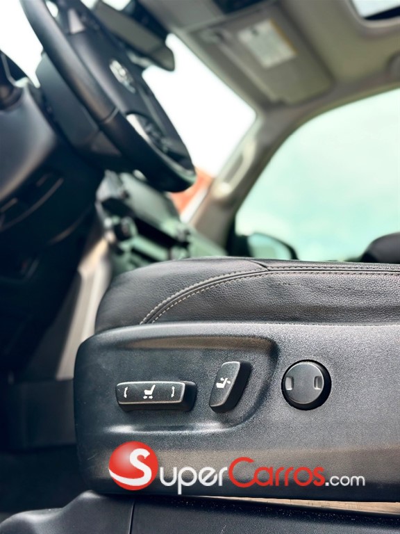 2021 Toyota 4 Runner Limited — foto 8 / 12