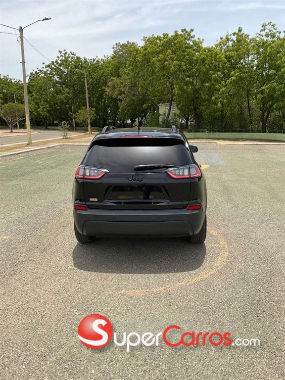 2020 Jeep Cherokee — foto 4 / 12
