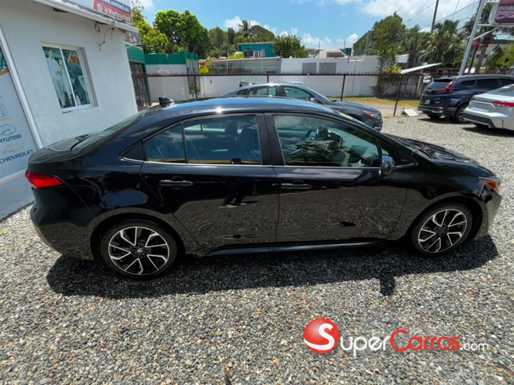 2020 Toyota Corolla LE — foto 4 / 7