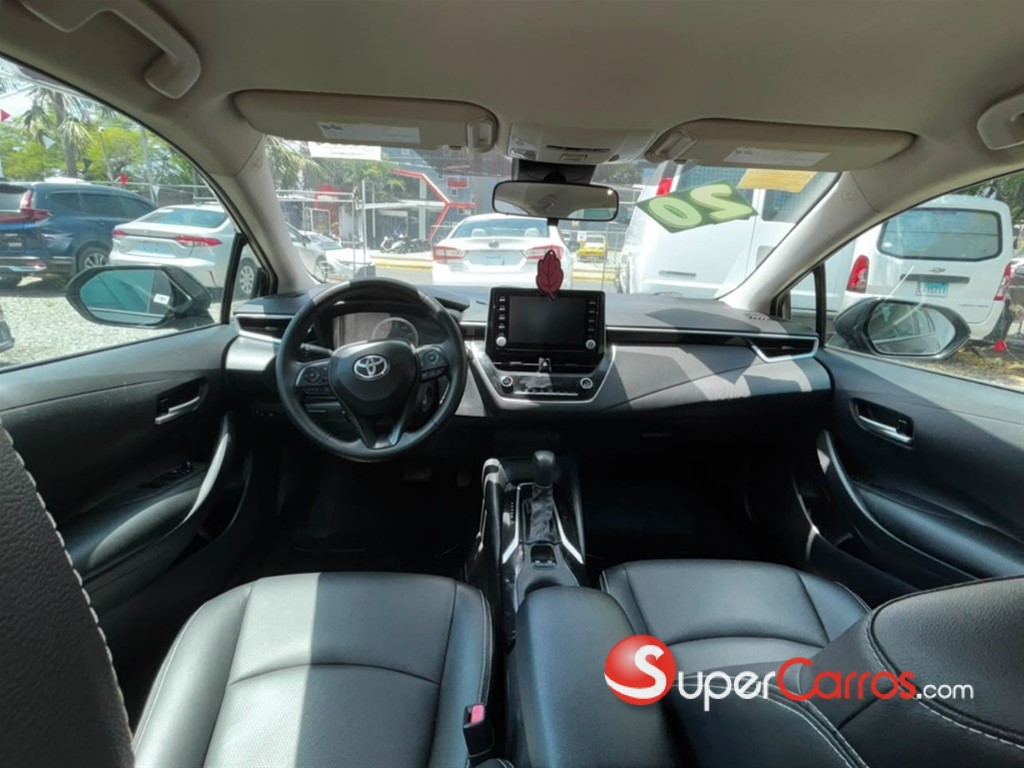 2020 Toyota Corolla LE — foto 5 / 7