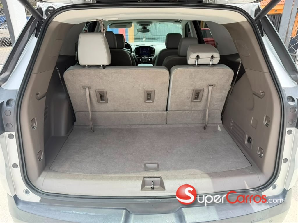 2020 Chevrolet Traverse LT — foto 9 / 12