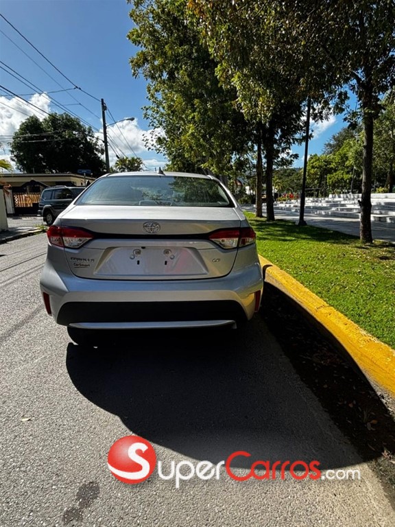 2022 Toyota Corolla LE — foto 2 / 7