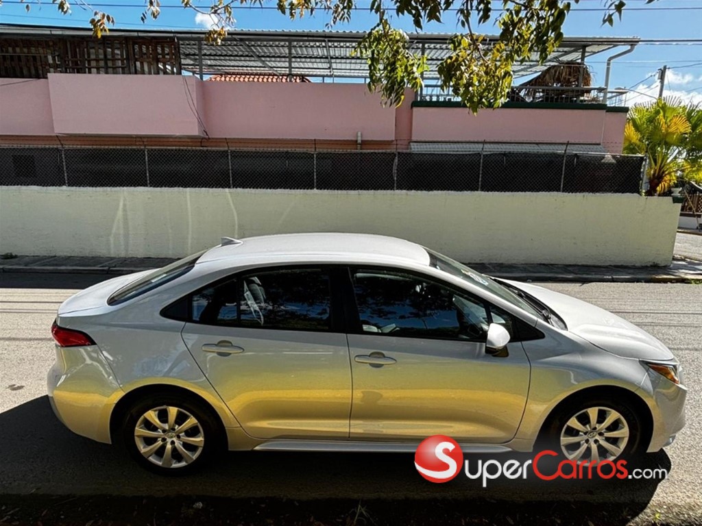2022 Toyota Corolla LE — foto 4 / 7
