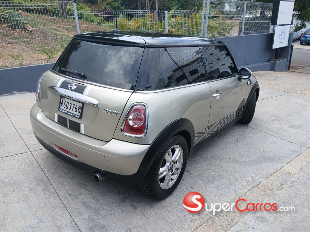 2011 Mini Cooper S Hardtop — foto 6 / 9
