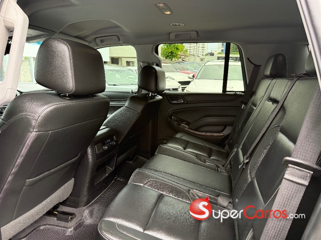 2020 Chevrolet Tahoe LT — foto 8 / 10