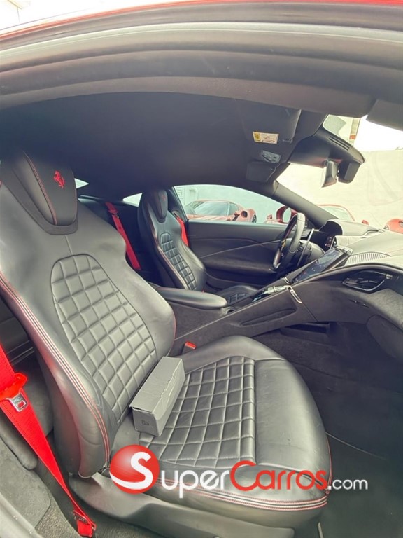 2021 Ferrari Roma — foto 8 / 10