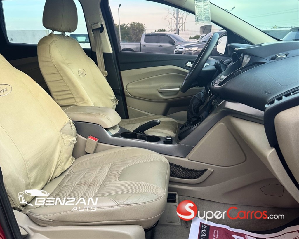 2016 Ford Escape SE — foto 5 / 8
