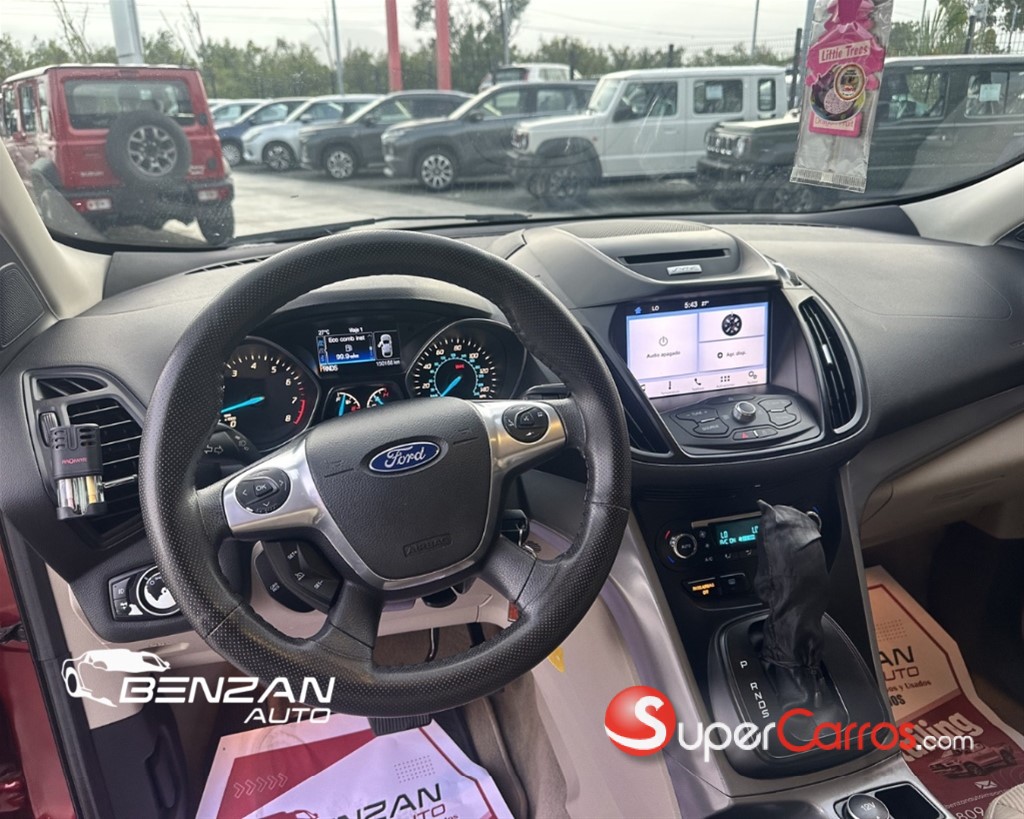 2016 Ford Escape SE — foto 7 / 8