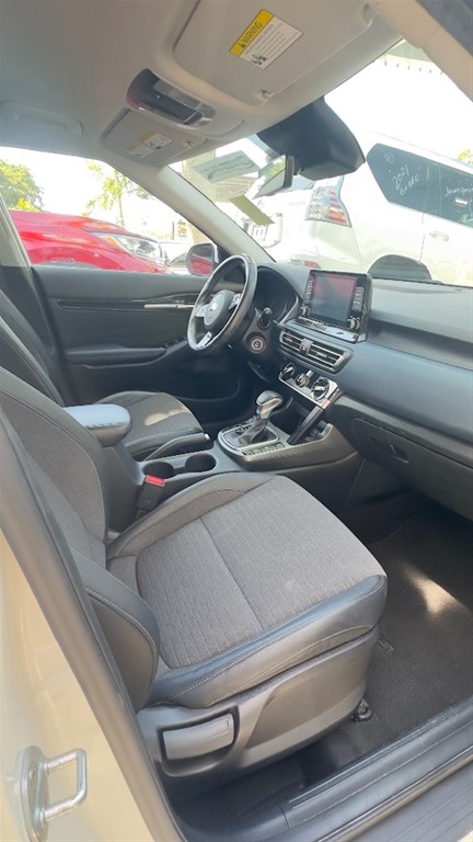 2021 Kia Seltos — foto 9 / 12