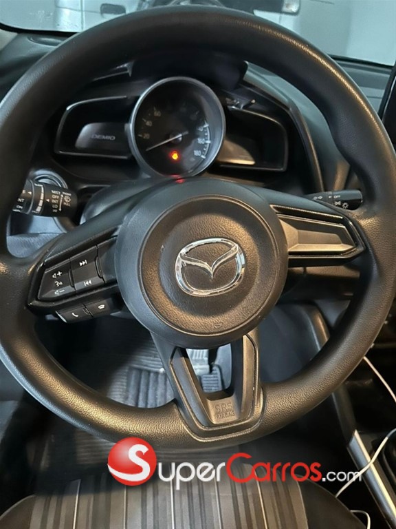 2018 Mazda Demio — foto 4 / 8