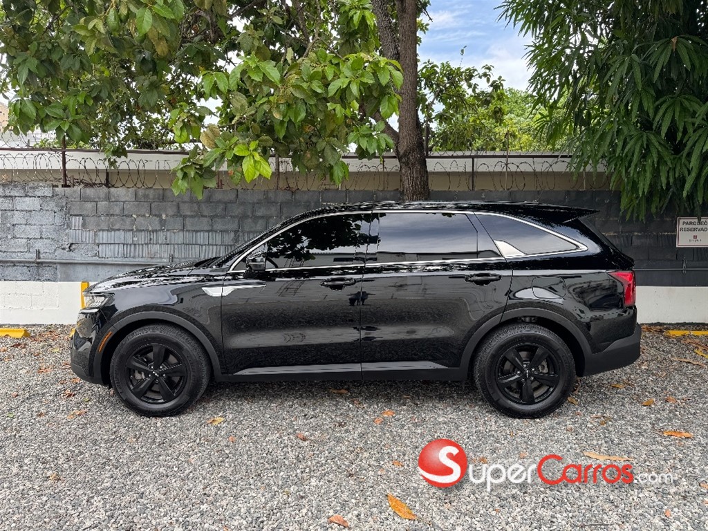 2023 Kia Sorento LX — foto 3 / 11