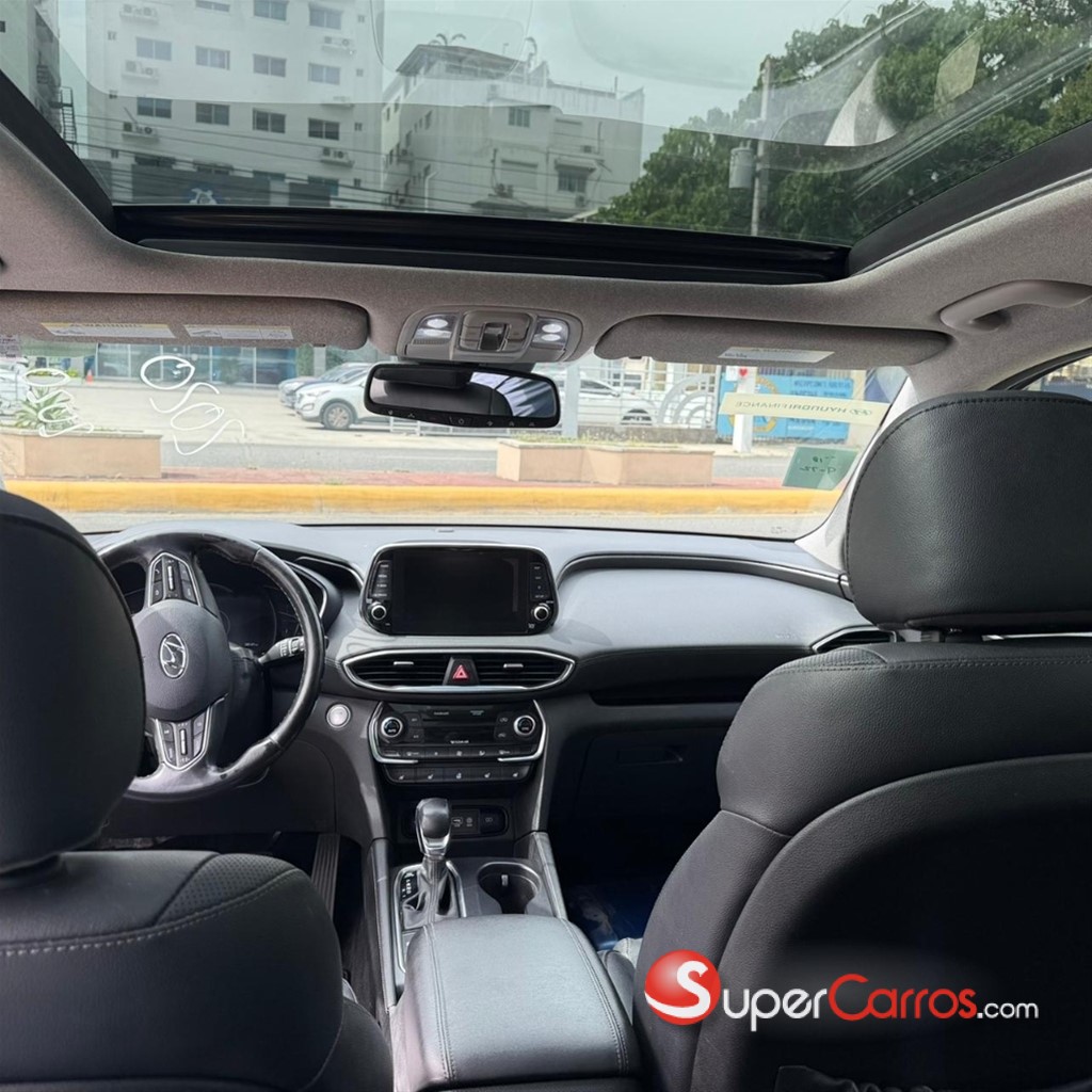 2020 Hyundai Santa Fe Limited — foto 4 / 12