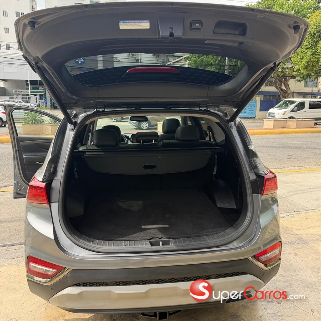 2020 Hyundai Santa Fe Limited — foto 6 / 12