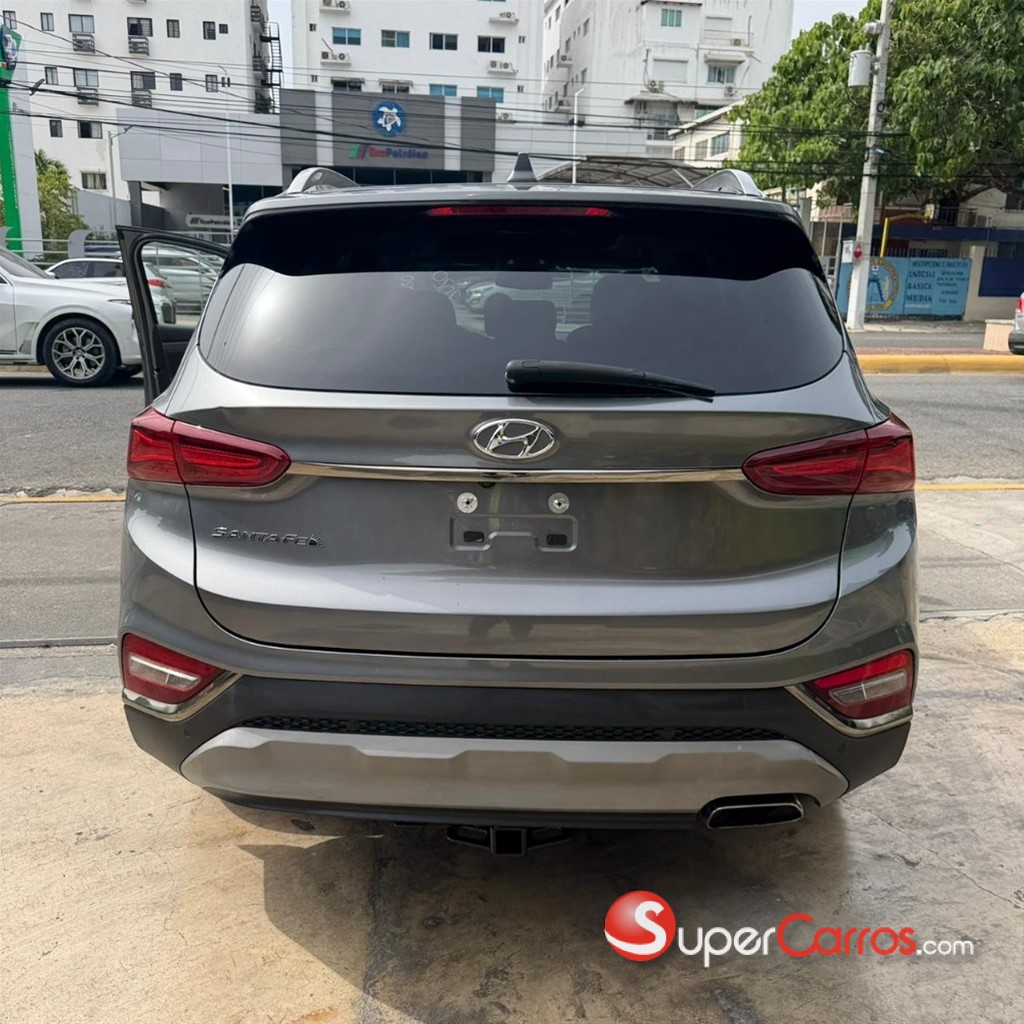 2020 Hyundai Santa Fe Limited — foto 7 / 12