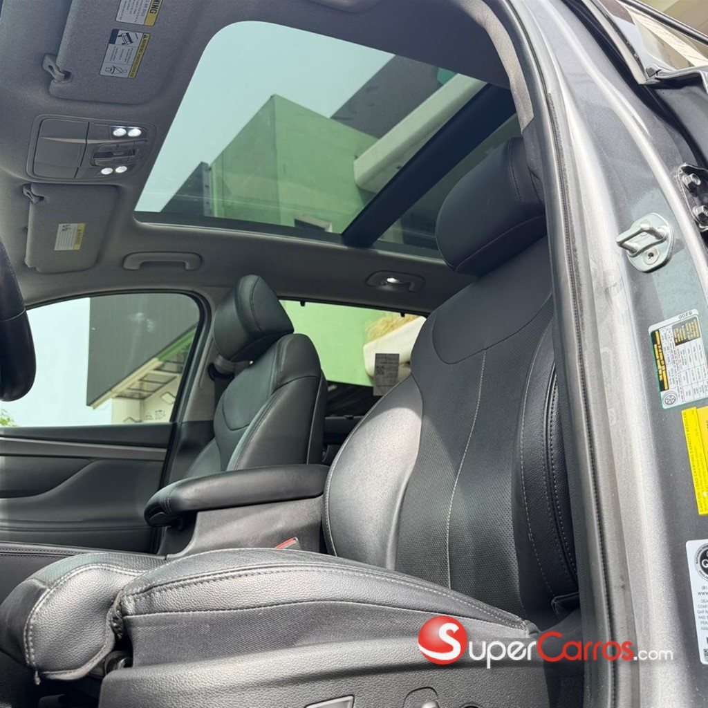 2020 Hyundai Santa Fe Limited — foto 11 / 12