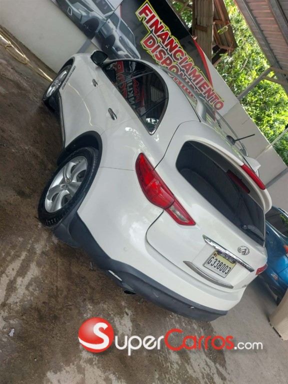 2011 Infiniti FX-35 — foto 3 / 9