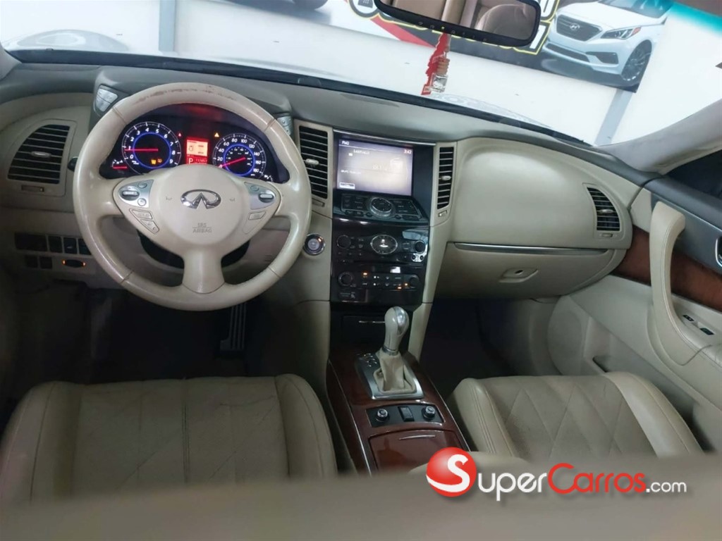 2011 Infiniti FX-35 — foto 7 / 9