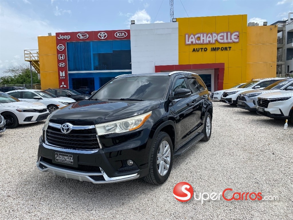 2015 Toyota Highlander LE