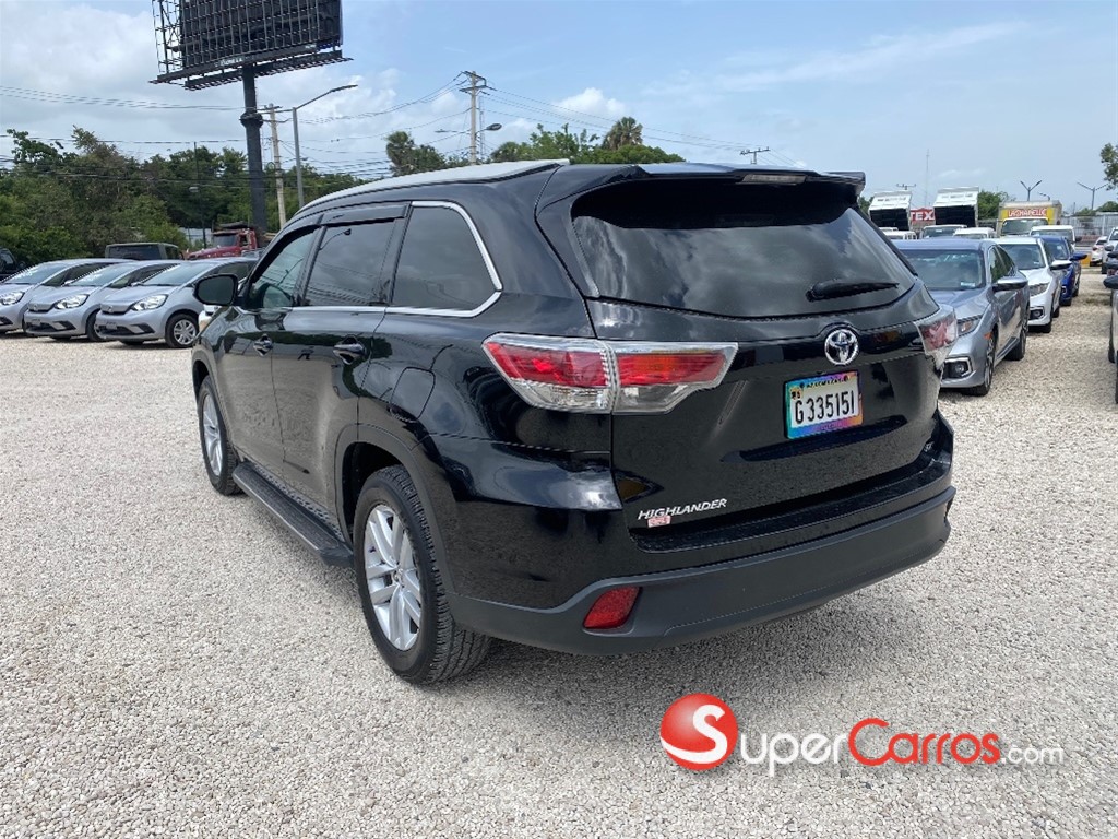 2015 Toyota Highlander LE — foto 5 / 10