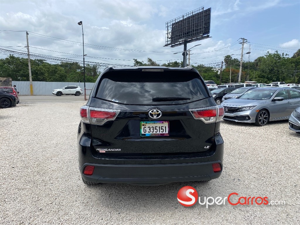 2015 Toyota Highlander LE — foto 6 / 10