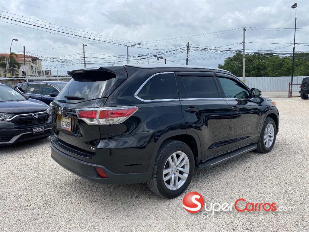 2015 Toyota Highlander LE — foto 7 / 10