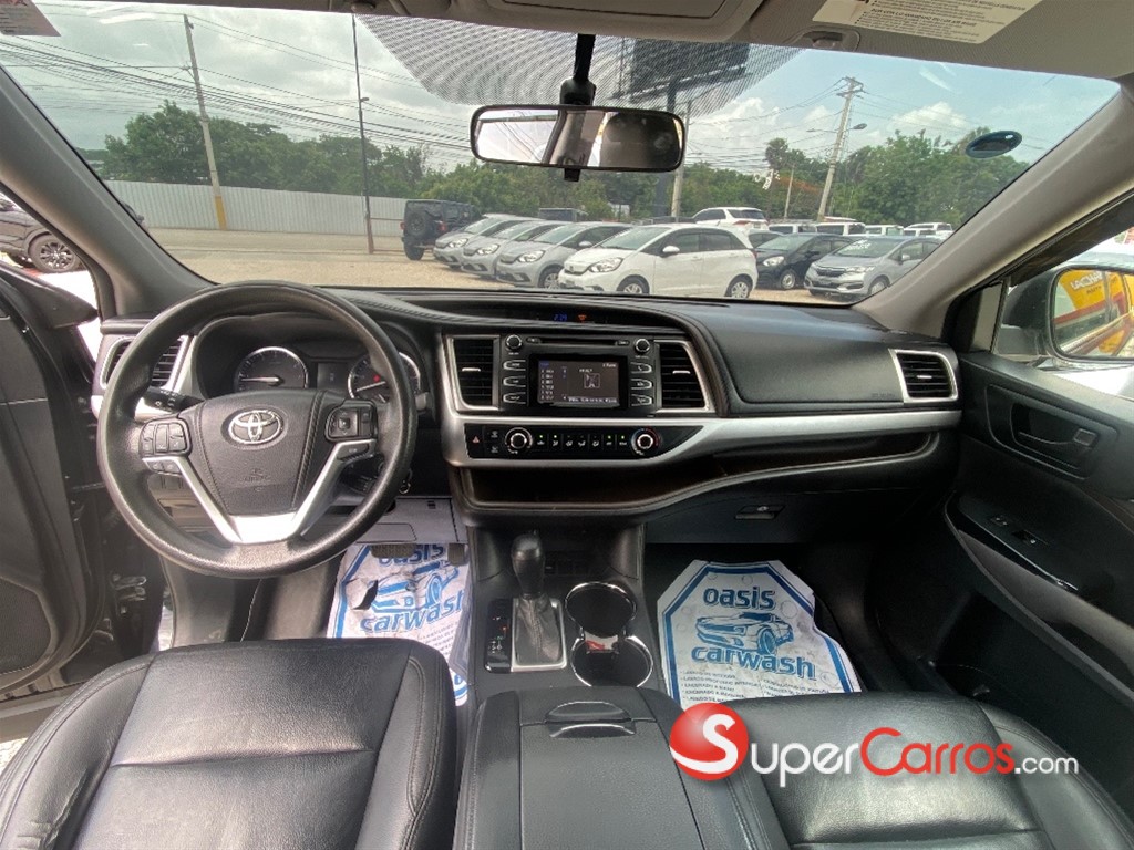 2015 Toyota Highlander LE — foto 10 / 10