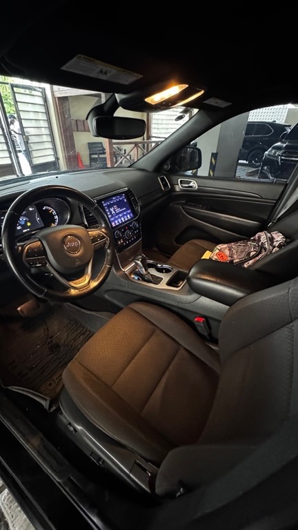 2020 Jeep Grand Cherokee Laredo — foto 5 / 10