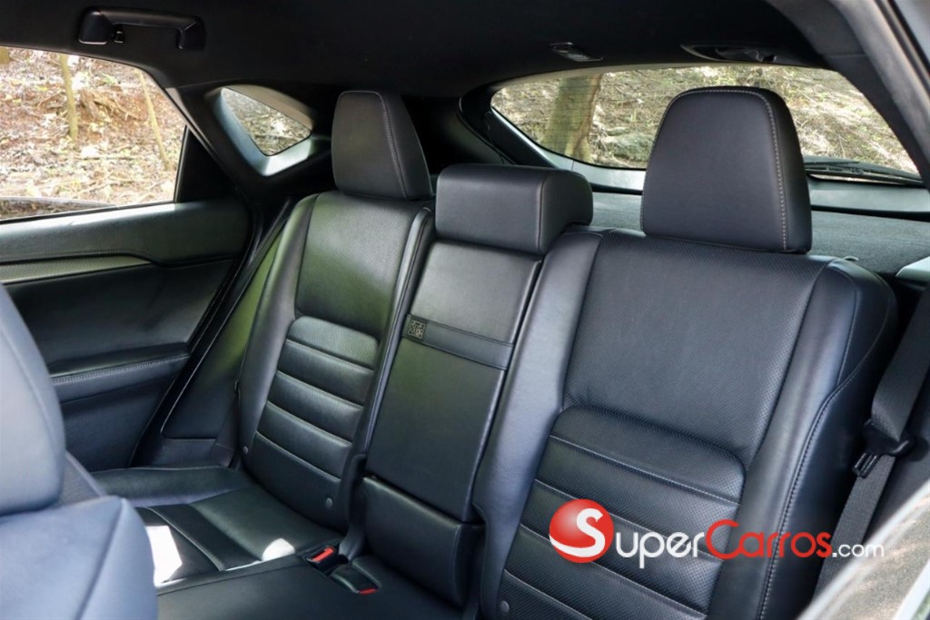 2019 Lexus NX 300 F Sport — foto 7 / 10