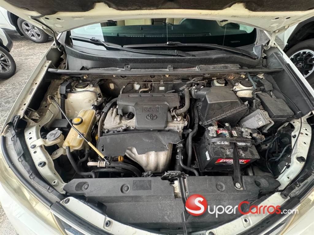 2013 Toyota RAV4 LE — foto 2 / 11