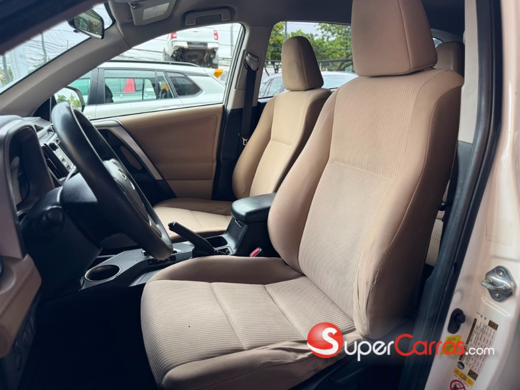 2013 Toyota RAV4 LE — foto 4 / 11