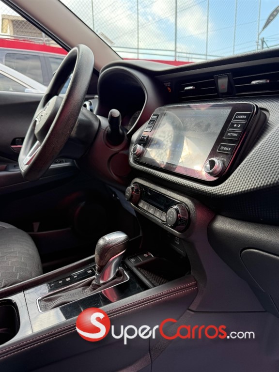 2022 Nissan Kicks SV — foto 7 / 12
