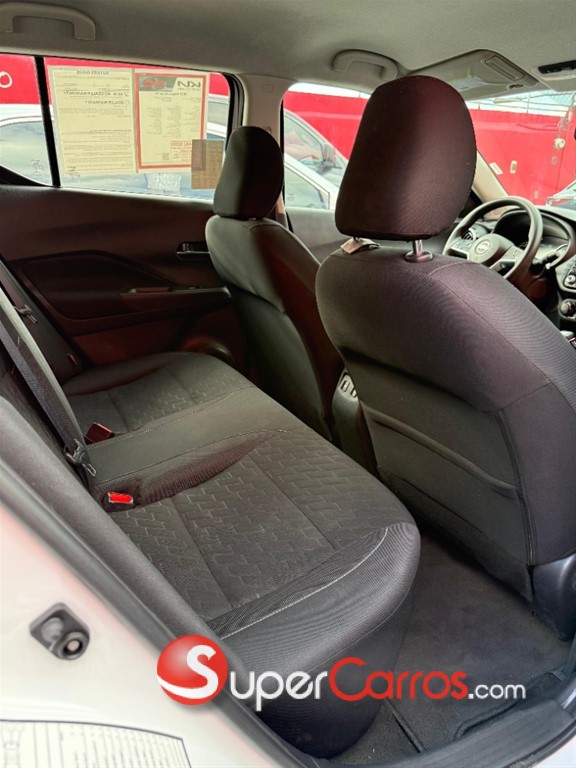 2022 Nissan Kicks SV — foto 10 / 12