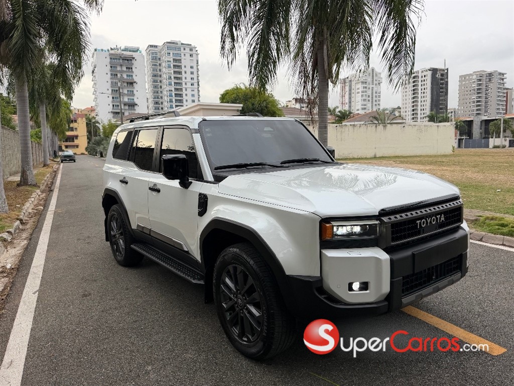 2025 Toyota Land Cruiser Prado Adventure — foto 3 / 7