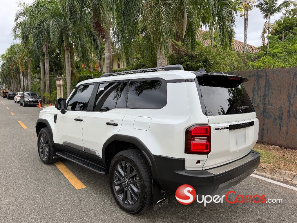 2025 Toyota Land Cruiser Prado Adventure — foto 7 / 7