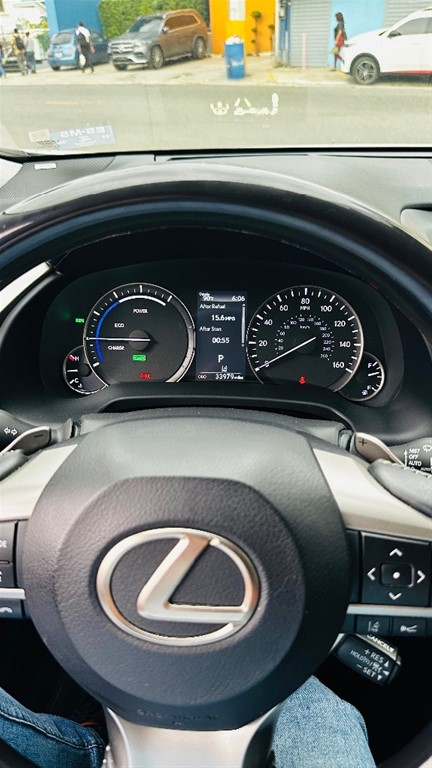 2021 Lexus RX 450H Hybrid — foto 8 / 8