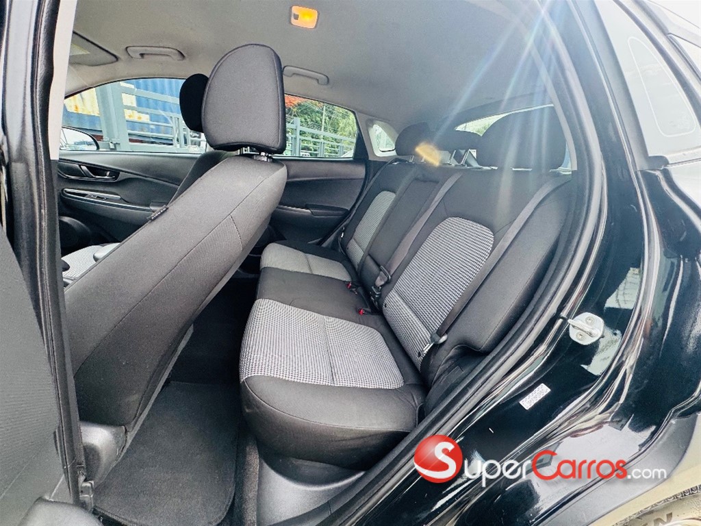 2022 Hyundai KONA — foto 7 / 11