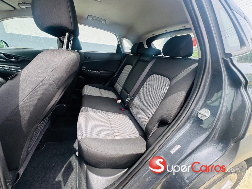 2021 Hyundai KONA — foto 9 / 12