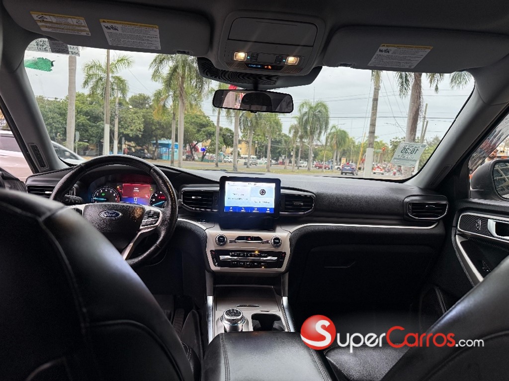 2022 Ford Explorer XLT — foto 7 / 11