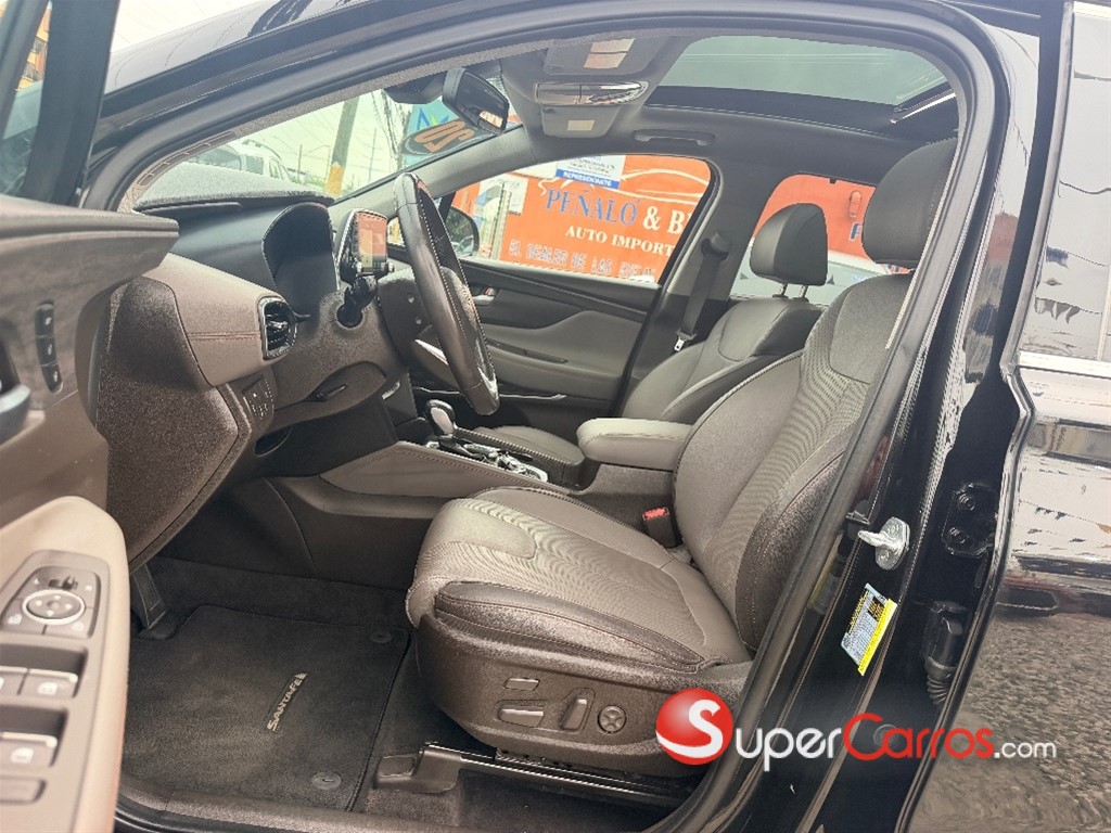 2020 Hyundai Santa Fe Limited — foto 7 / 12