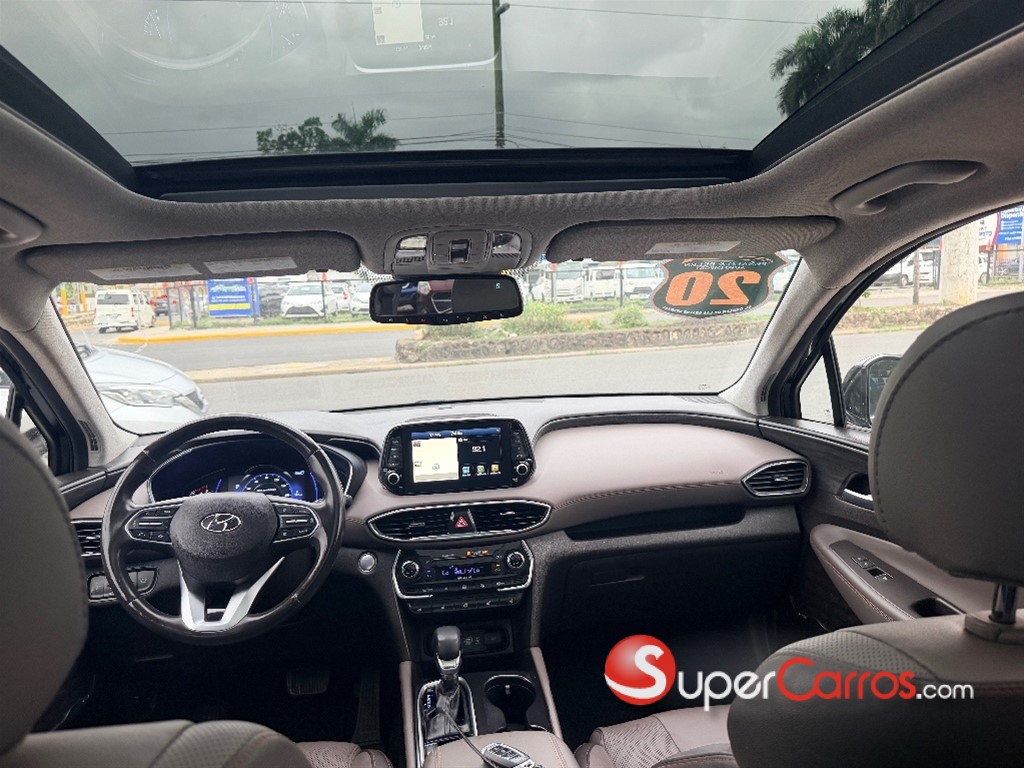2020 Hyundai Santa Fe Limited — foto 9 / 12