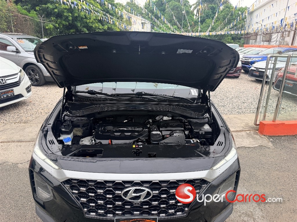 2020 Hyundai Santa Fe Limited — foto 10 / 12