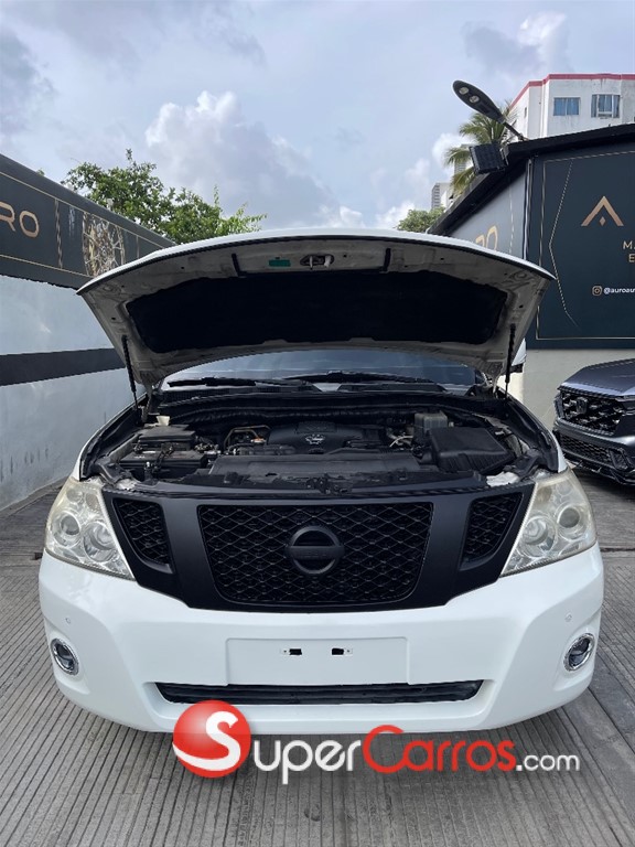 2011 Nissan Patrol — foto 12 / 12