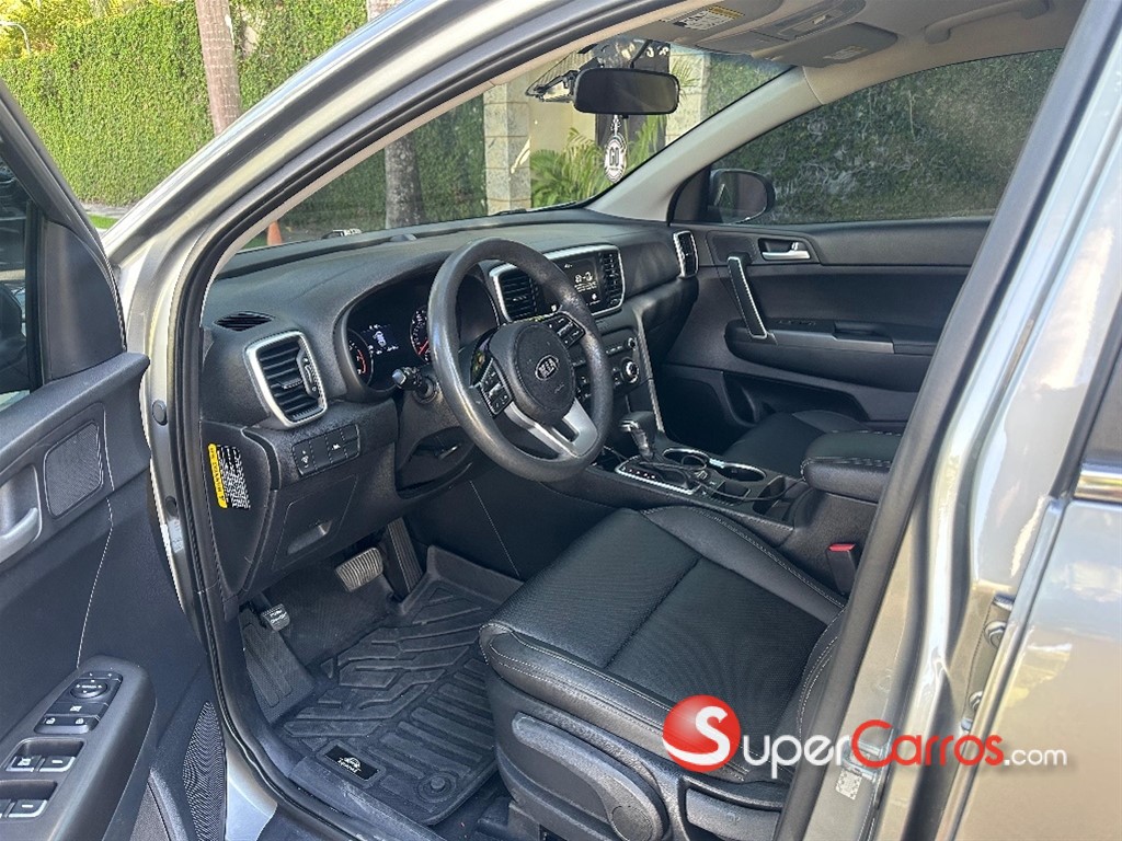 2021 Kia Sportage — foto 2 / 7
